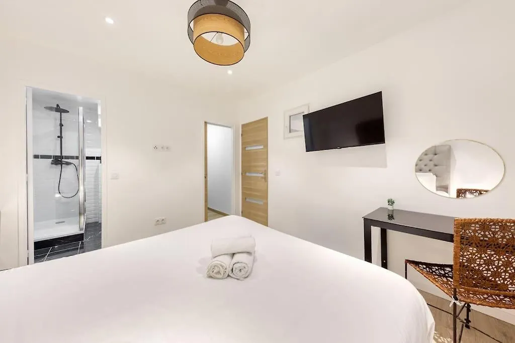 Loft Haut Standing 101 M2 - Proche Paris Tour Eiffel - 3 Min Metro 0*,