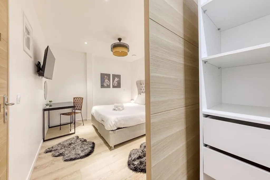 Loft Haut Standing 101 M2 - Proche Paris Tour Eiffel - 3 Min Metro דירה
