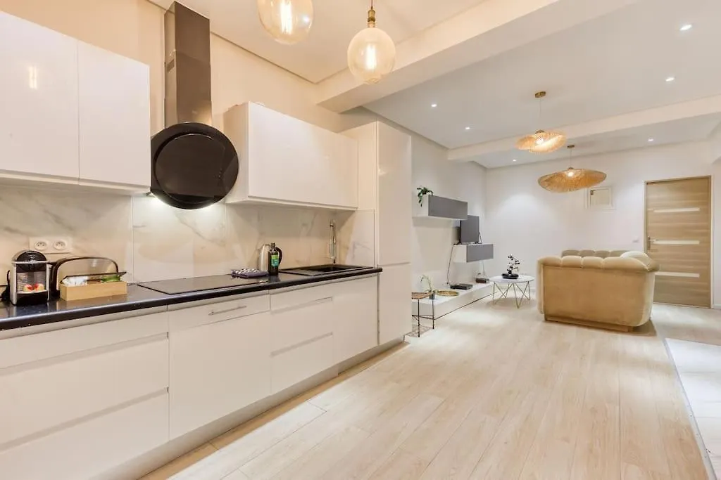 Loft Haut Standing 101 M2 - Proche Paris Tour Eiffel - 3 Min Metro Apartment