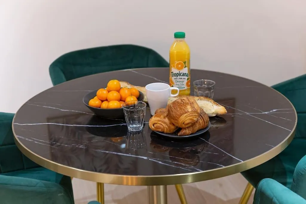 Loft Haut Standing 101 M2 - Proche Paris Tour Eiffel - 3 Min Metro דירה